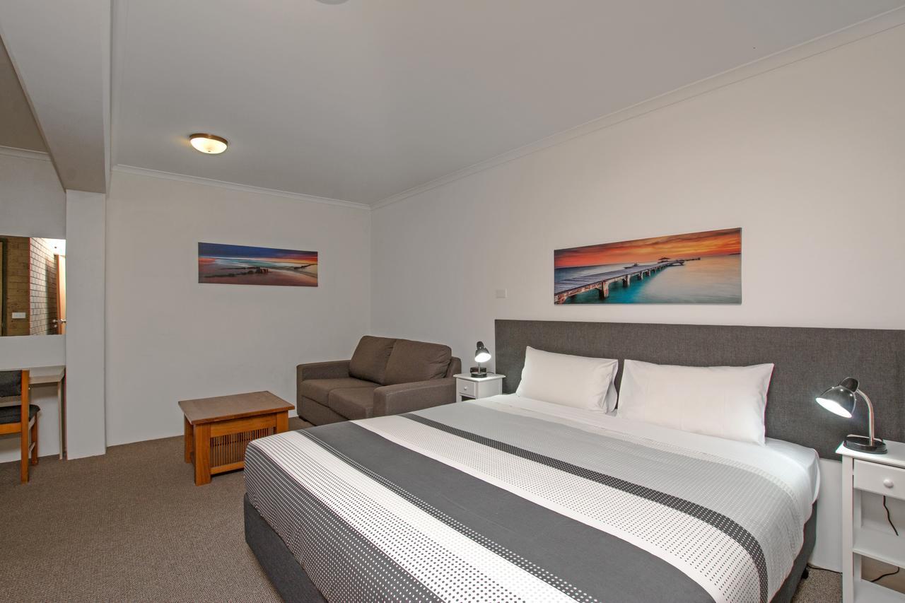 River Street Motel Баллина Экстерьер фото